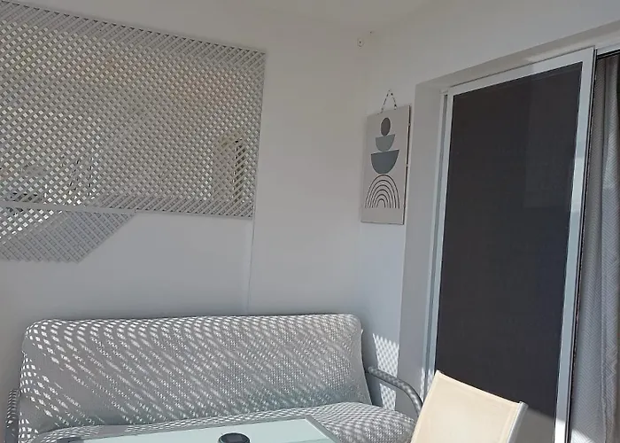 Felicity - Geography Of Bliss - 2br With Unobstructed Sea View And Pool In - 5 Min Kapparis Drive 아파트 파라림니